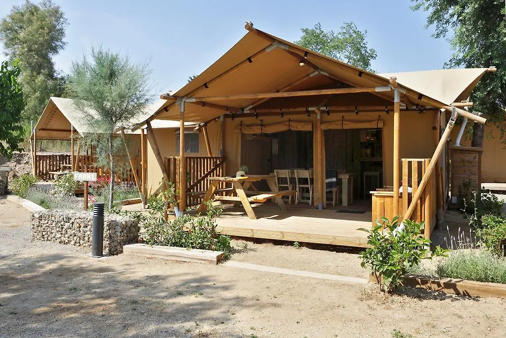 Camping Senia Riu Sant Pere Pescador Campsite