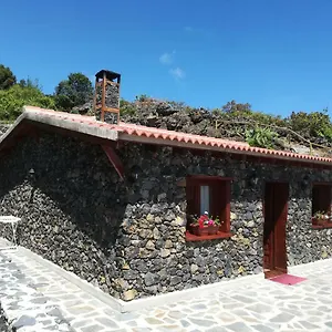 Guinderos Country house